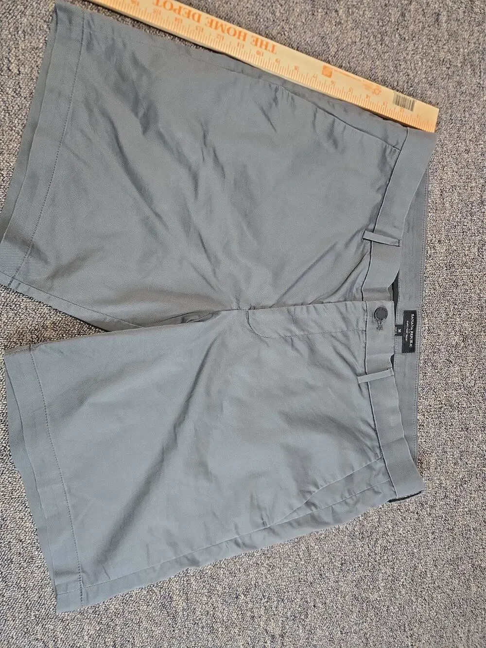 Banana Republic Core Temp Short Sz 38 Gray